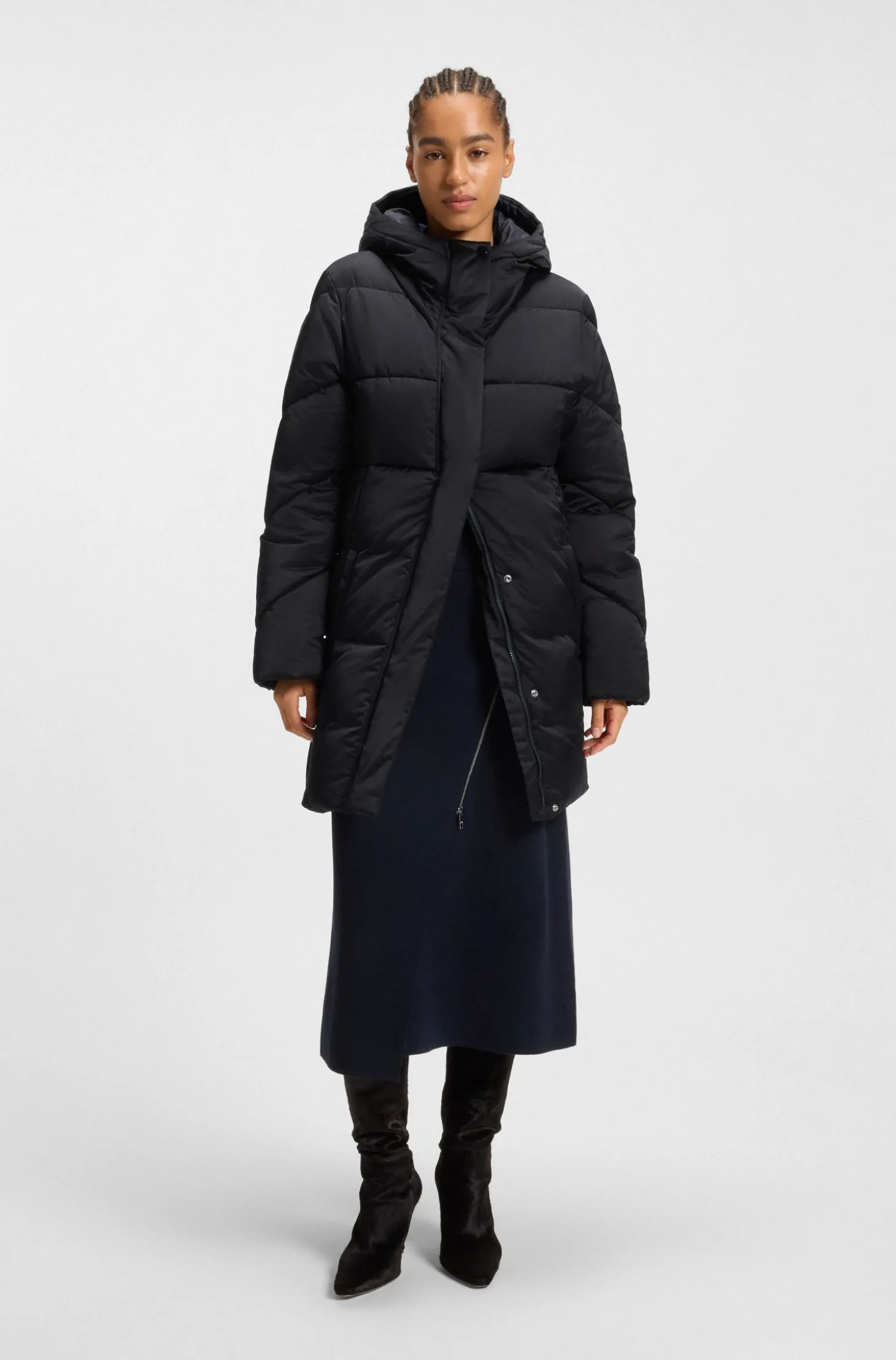 Wasserabweisende Jacke mit Absteppungen und Papeln