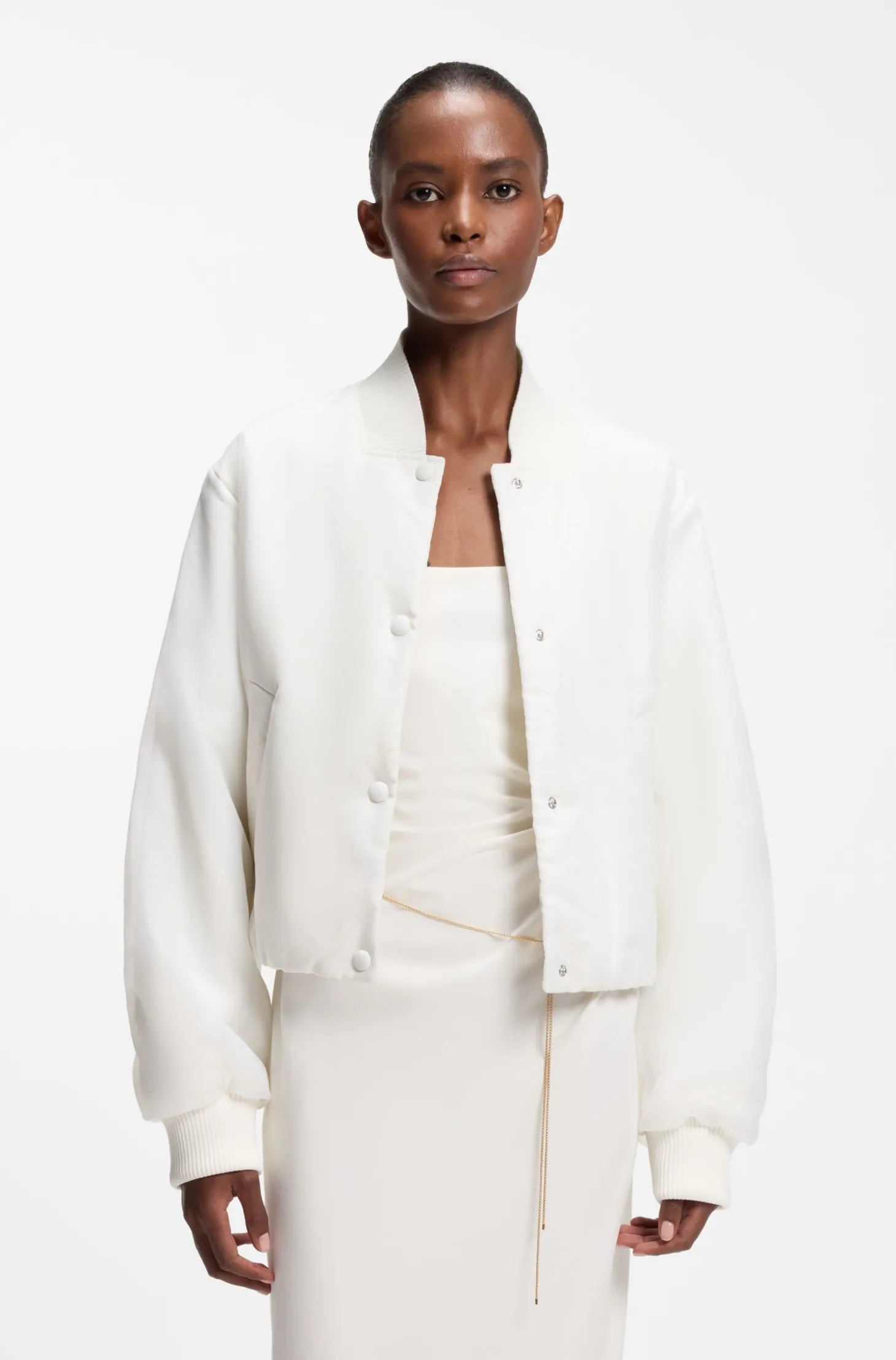 Wasserabweisende Jacke mit Chiffon-Overlay