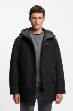 Wasserabweisende Jacke mit kontrastierendem Einsatz