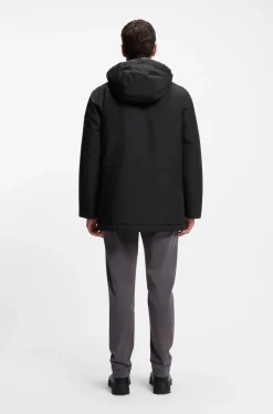 Wasserabweisende Jacke mit kontrastierendem Einsatz