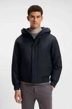 Wasserabweisende Jacke mit kontrastierendem Einsatz