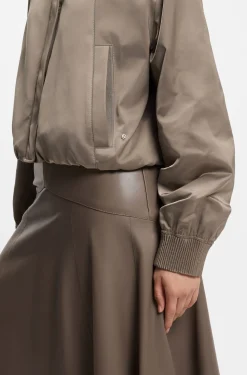 Wasserabweisende Jacke mit Satin-Finish