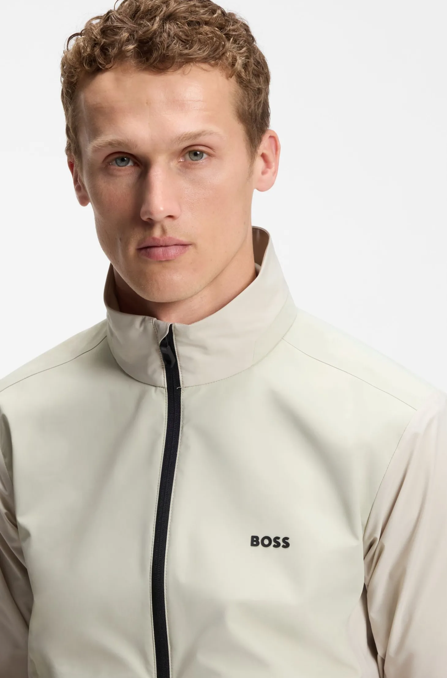 Wasserabweisende Jacke mit Vier-Wege-Stretch