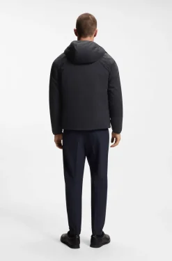 Wasserabweisende Jacke mit verstellbarem Saum