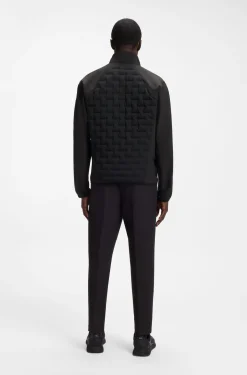 Wasserabweisende Jacke mit zertifizierter Daunenfüllung