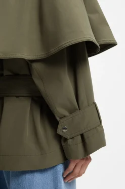 Wasserabweisender Trenchcoat mit Gürtel