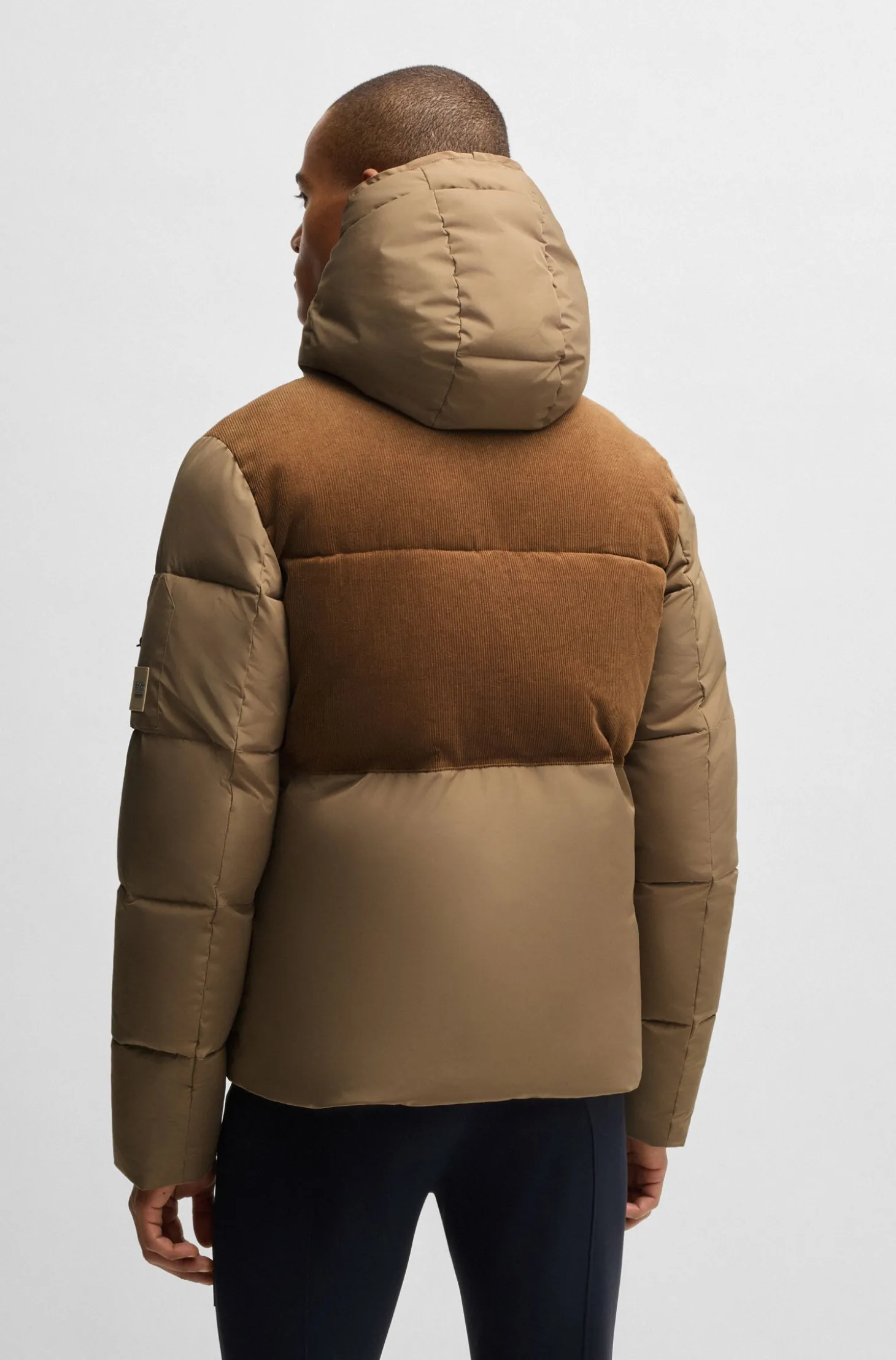 Wasserdichte Reitsport-Jacke mit Cord-Details