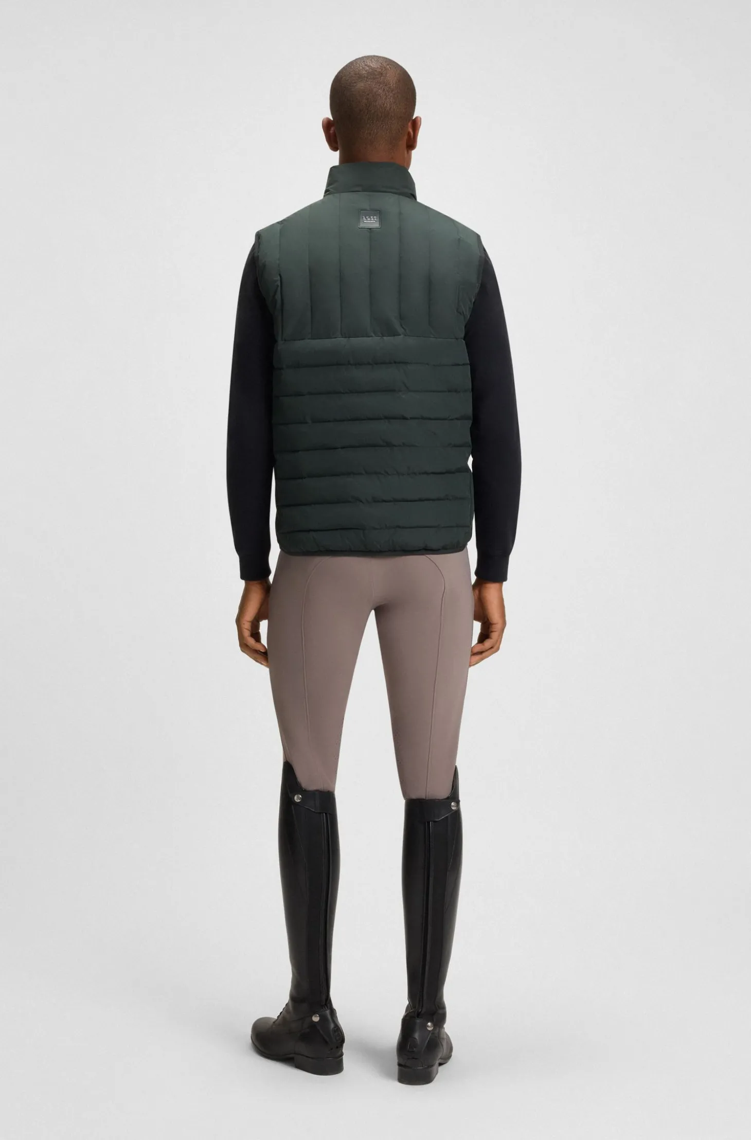 Wasserdichte Reitsport-Weste mit vertikalem Logo-Print