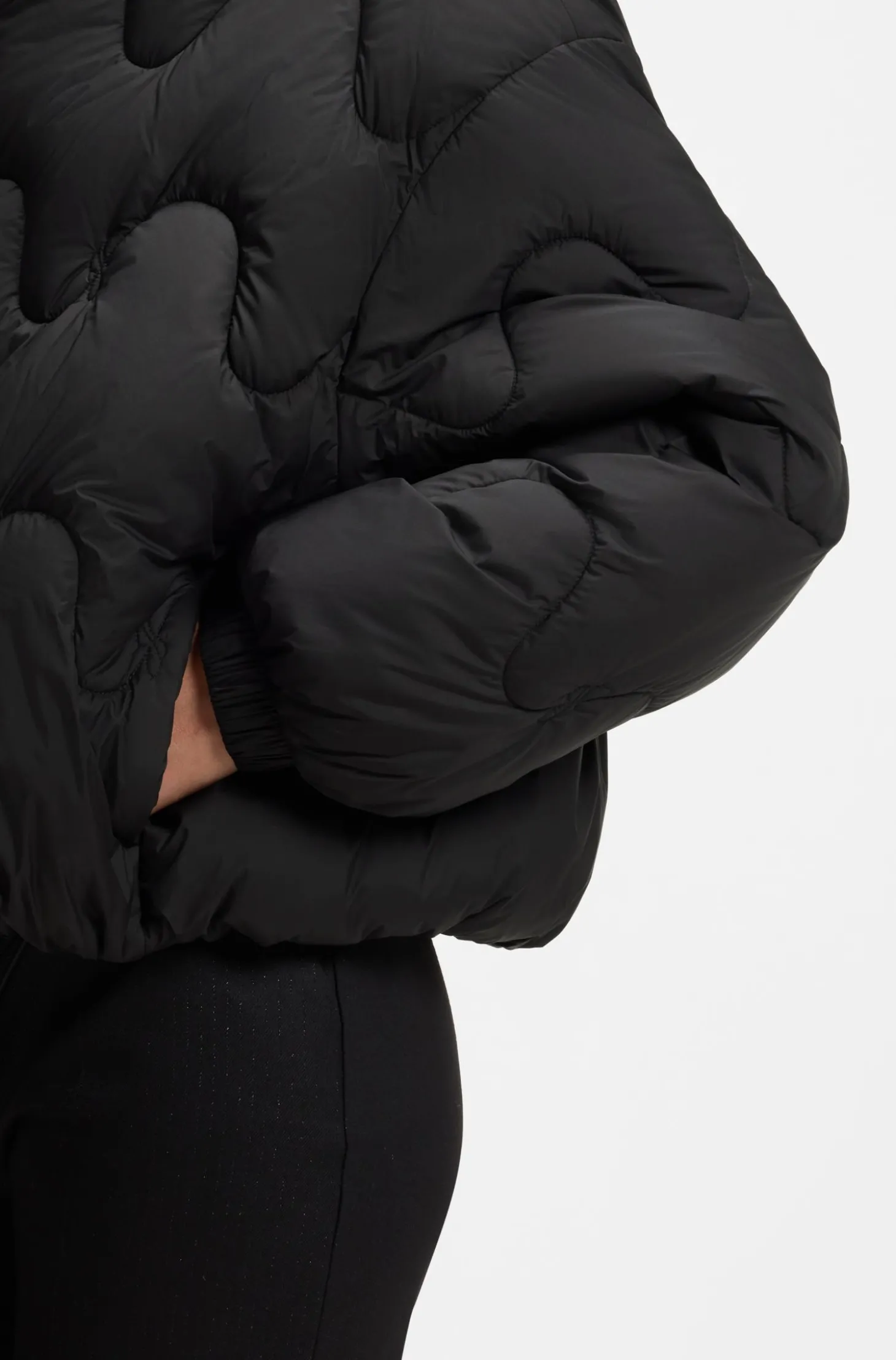 Wattierte Relaxed-Fit Jacke aus wasserabweisendem Gewebe