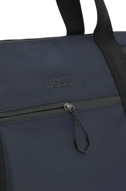 Weekender aus Kunstleder mit reflektierenden Details
