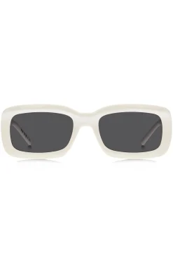 Weiße Sonnenbrille mit Stack-Logo an den Bügeln