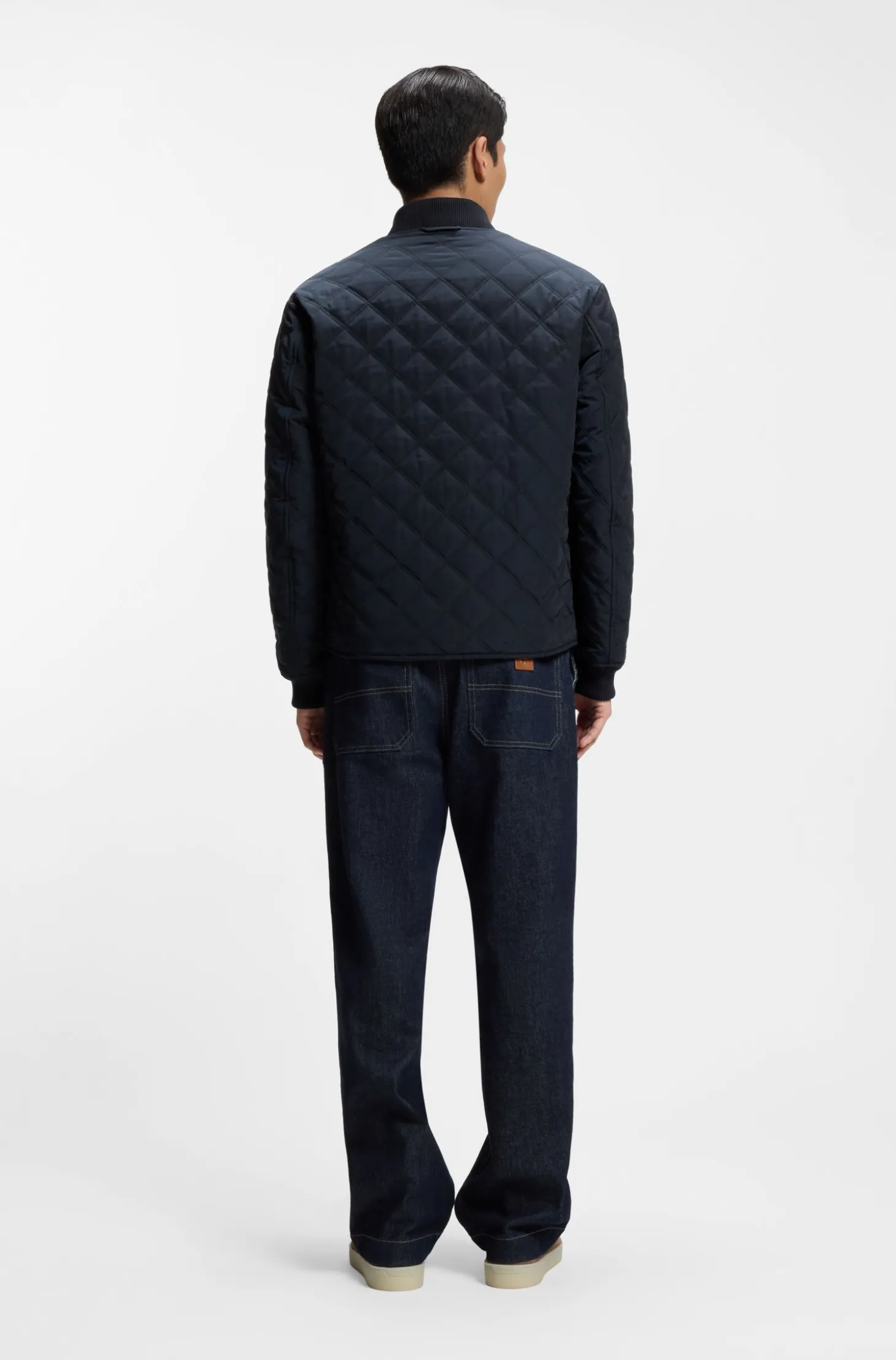 Wendbare Jacke mit Absteppungen und wasserabweisendem Finish
