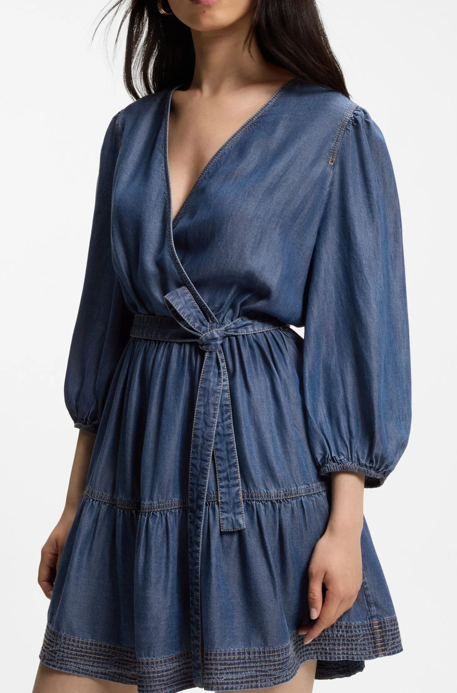 Wickelkleid in Denim-Optik mit Ballonärmeln