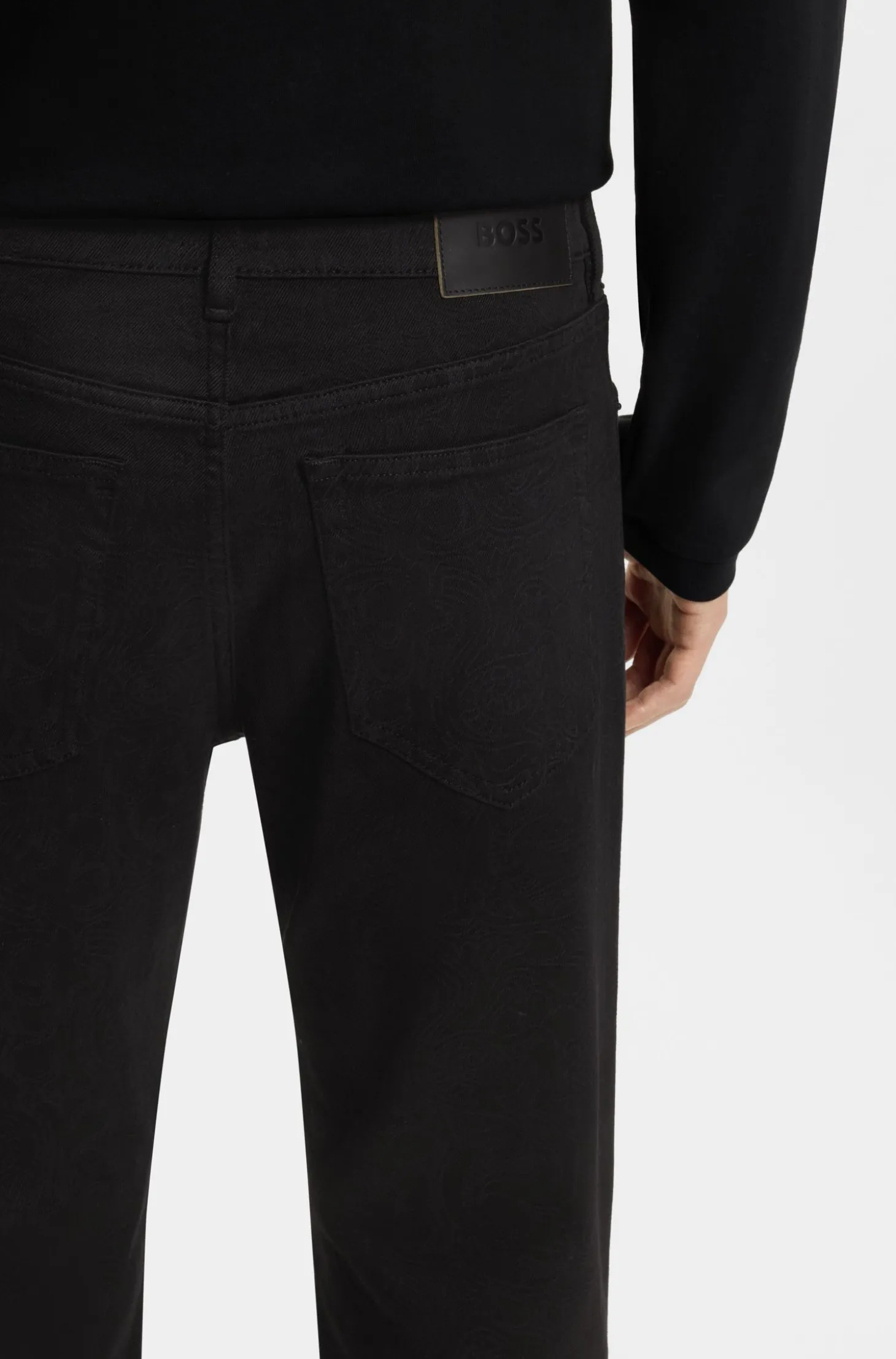 Year of the Horse Tapered-Fit Jeans aus schwarzem Denim mit gelasertem Muster